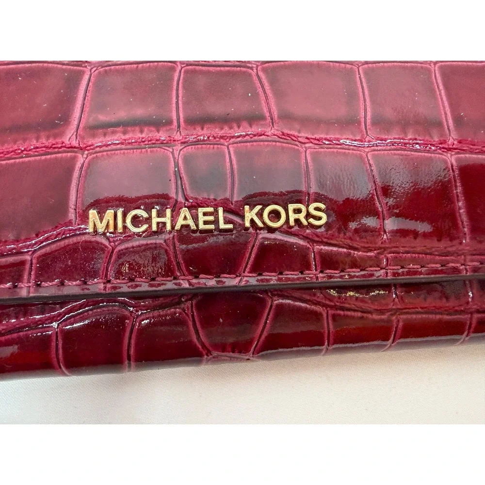 Michael Kors Jet Set MAGENTA PINK PATENT LEATHER CROCO‎ Wallet! Rare 7 x 4